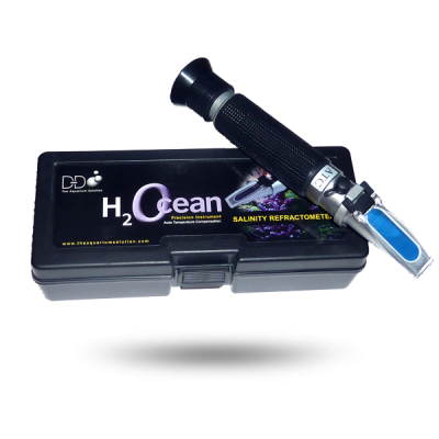 REFRACTOMETER WITH SEAWATER CALIBRATION
